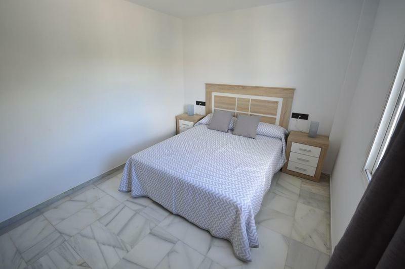 Apartamento Arena Beach Эстепона Экстерьер фото